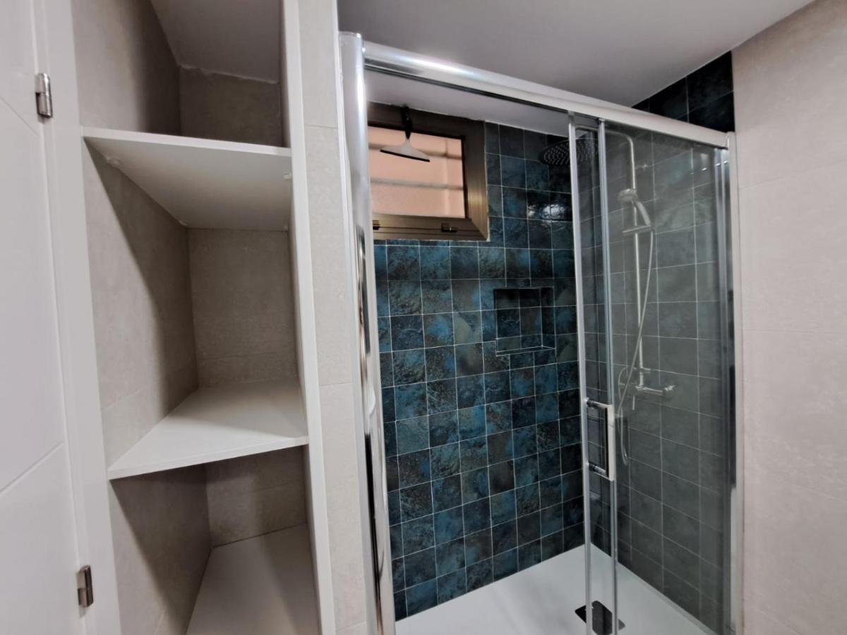 Newly Reformed 2 Bedroom Apartment In The Center Of Los Cristianos Los Cristianos  Buitenkant foto