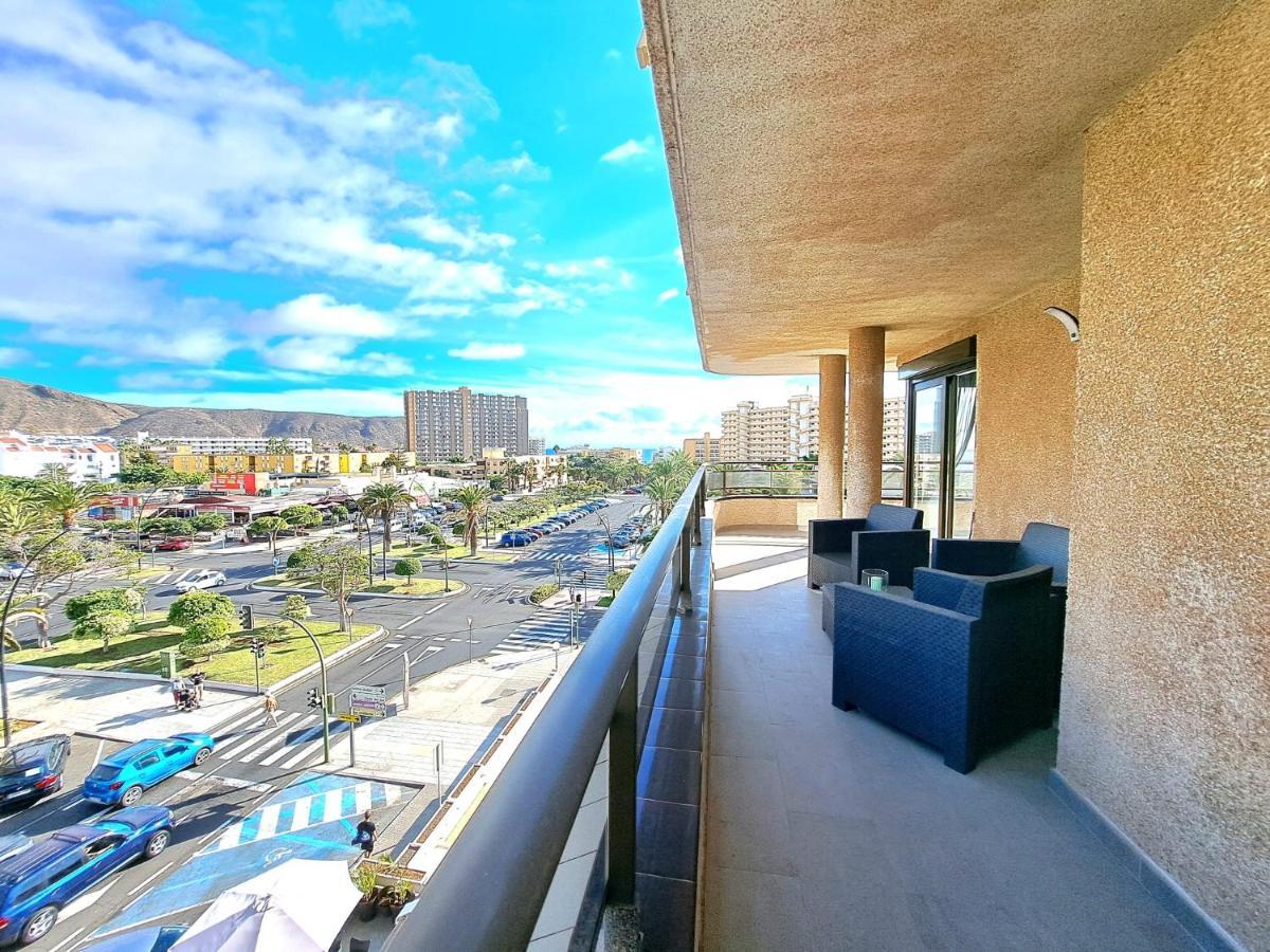 Newly Reformed 2 Bedroom Apartment In The Center Of Los Cristianos Los Cristianos  Buitenkant foto