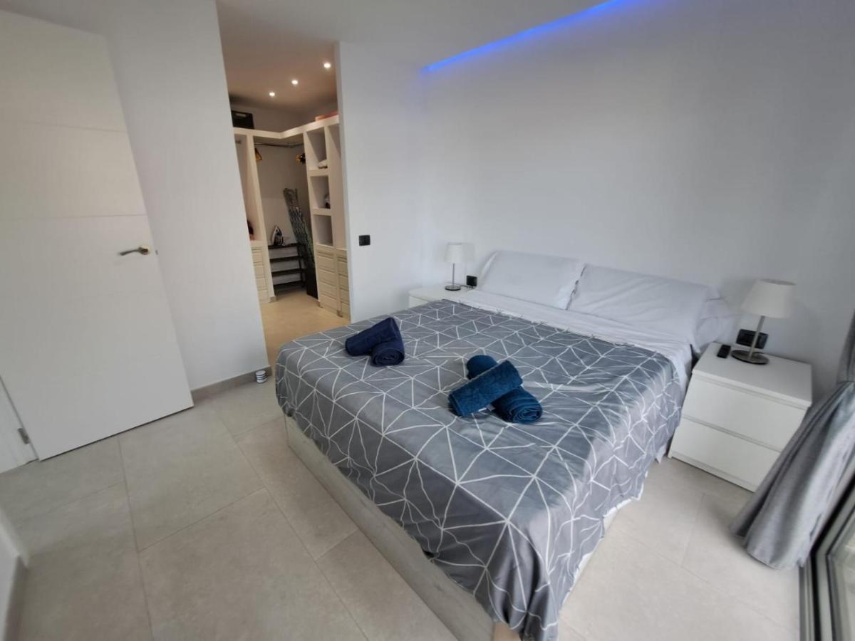 Newly Reformed 2 Bedroom Apartment In The Center Of Los Cristianos Los Cristianos  Buitenkant foto