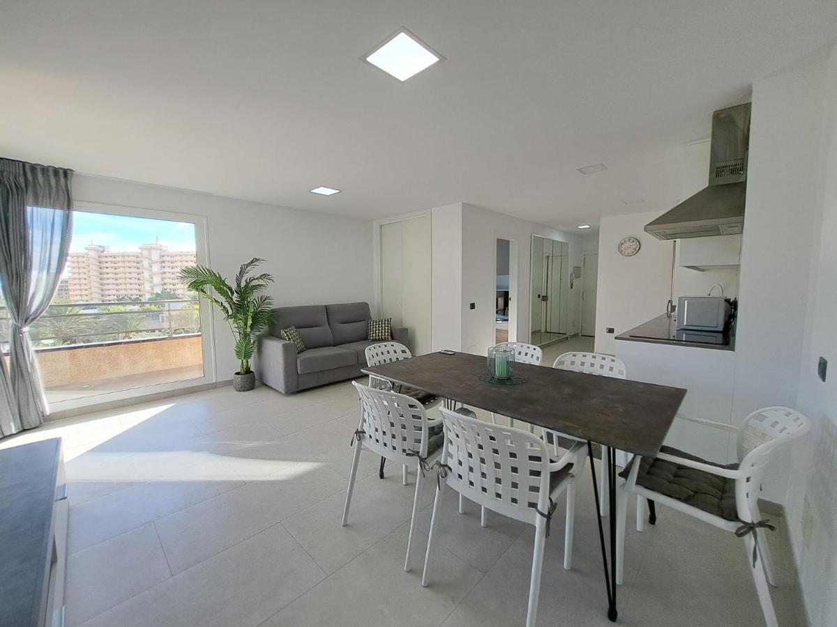 Newly Reformed 2 Bedroom Apartment In The Center Of Los Cristianos Los Cristianos  Buitenkant foto